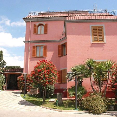 Hotel Arco Di Travertino Rome Exterior photo